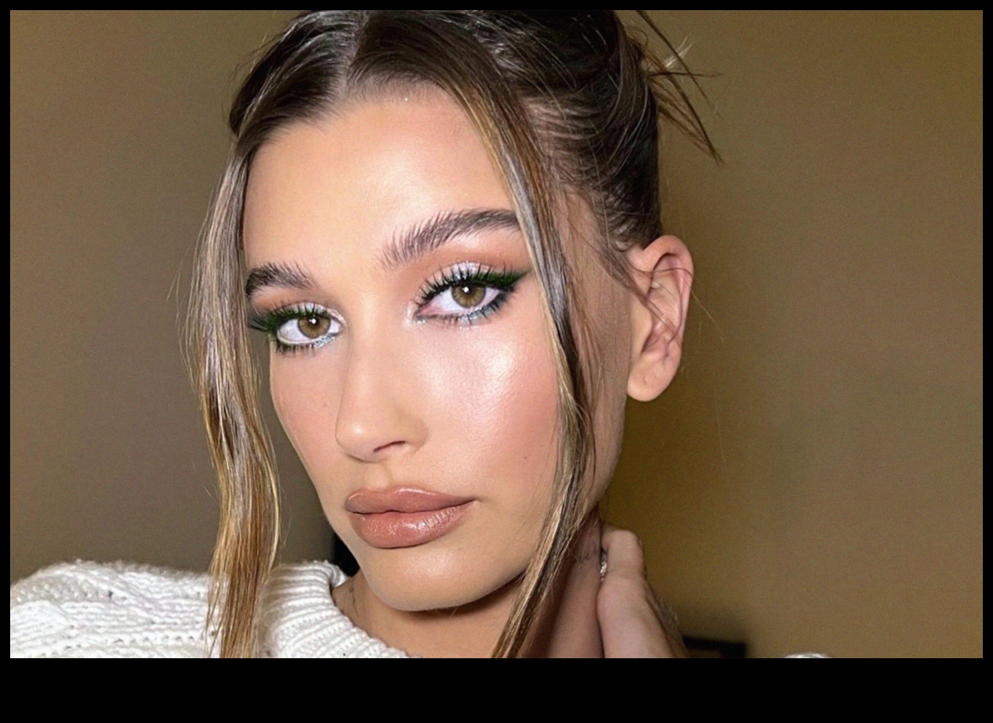 עיניים מוכנות למסיבה: טיפים וטריקים לאיפור עיניים שובה לב