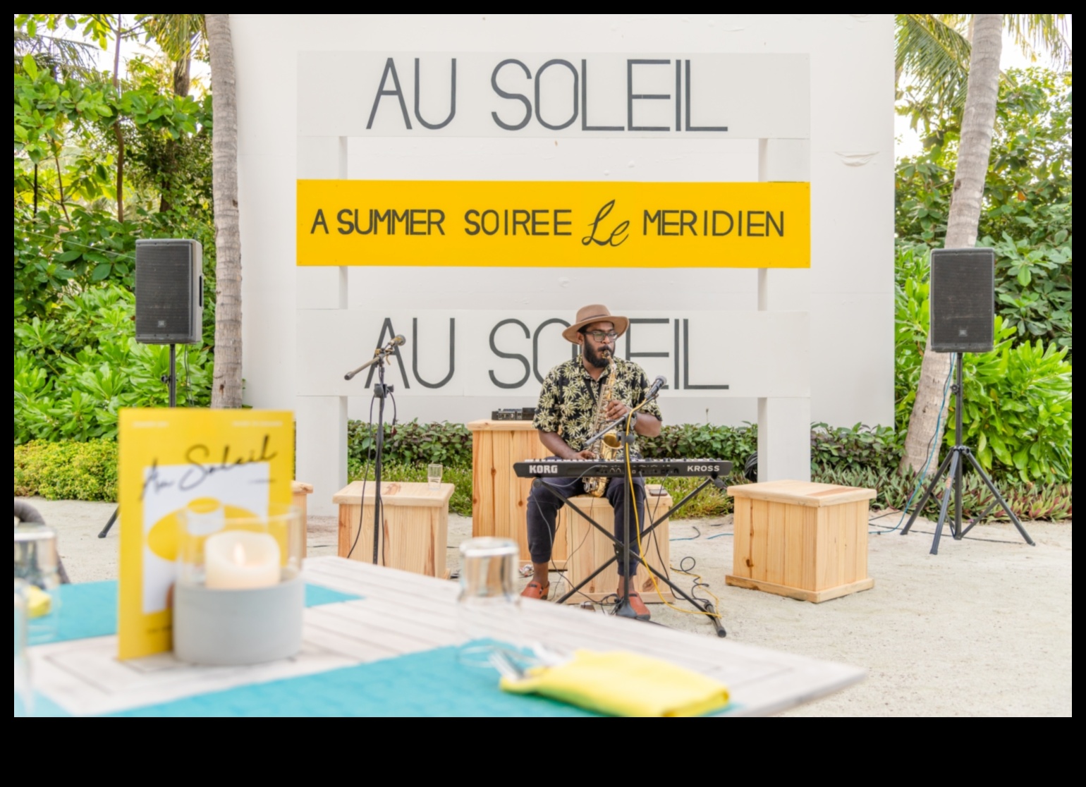 Sunset Splendor Summer Soiree Style for a Night of Elegance 5 Sunset Splendor: תלבושות קיץ אלגנטיות לגלאם לילי