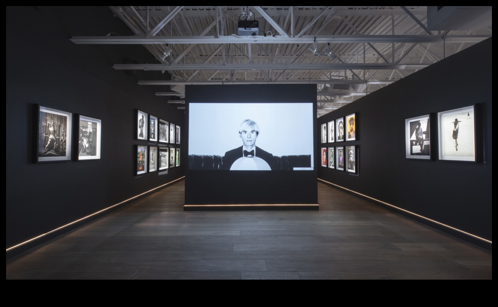 אגדות עדשה: שליטה בצילום באמצעות מצוינות בחינוך