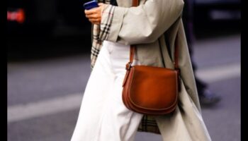 פיתוי ללא מאמץ: תלבושות קלאסיות עם תחכום נצחי